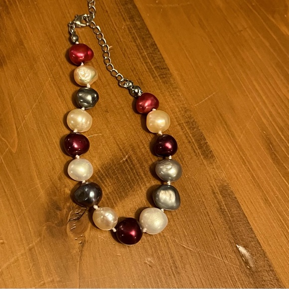 Coloured pearl necklace and bracelet set - Picture 5 of 5